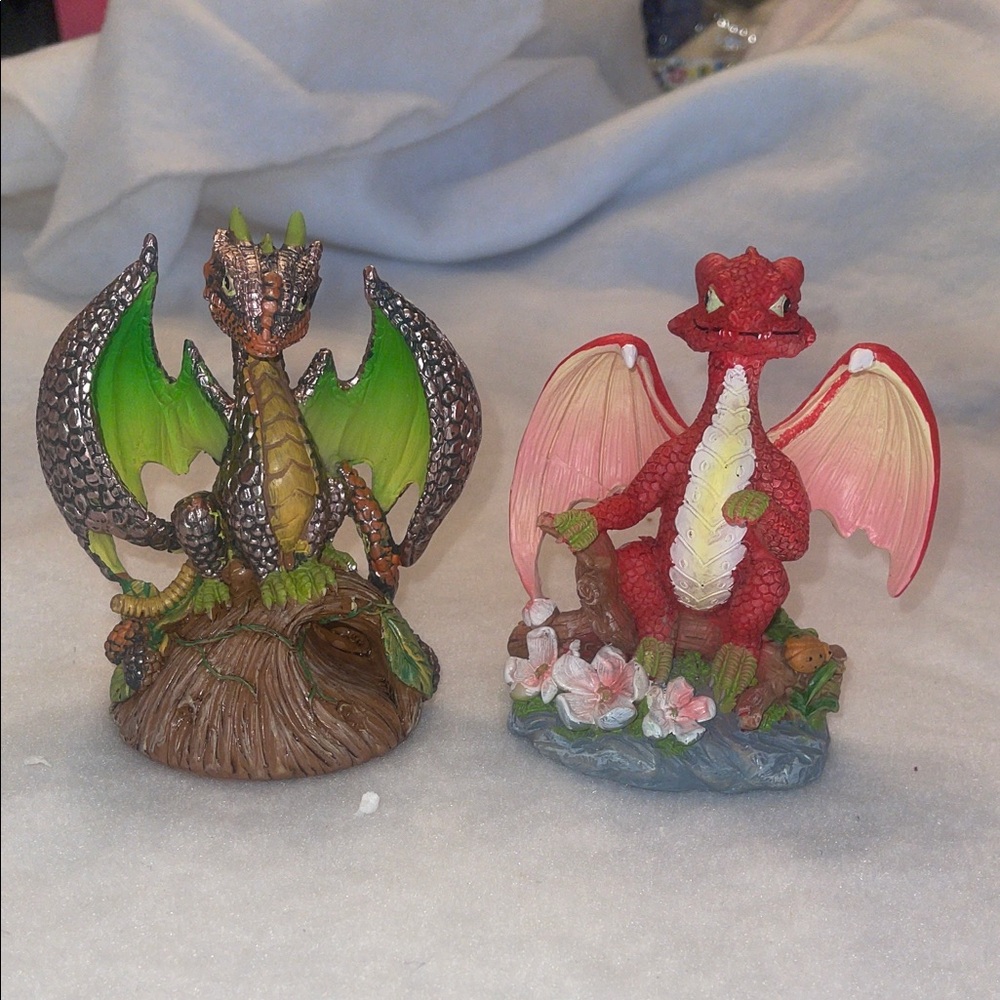 Colorful Dragon Figurines Set new